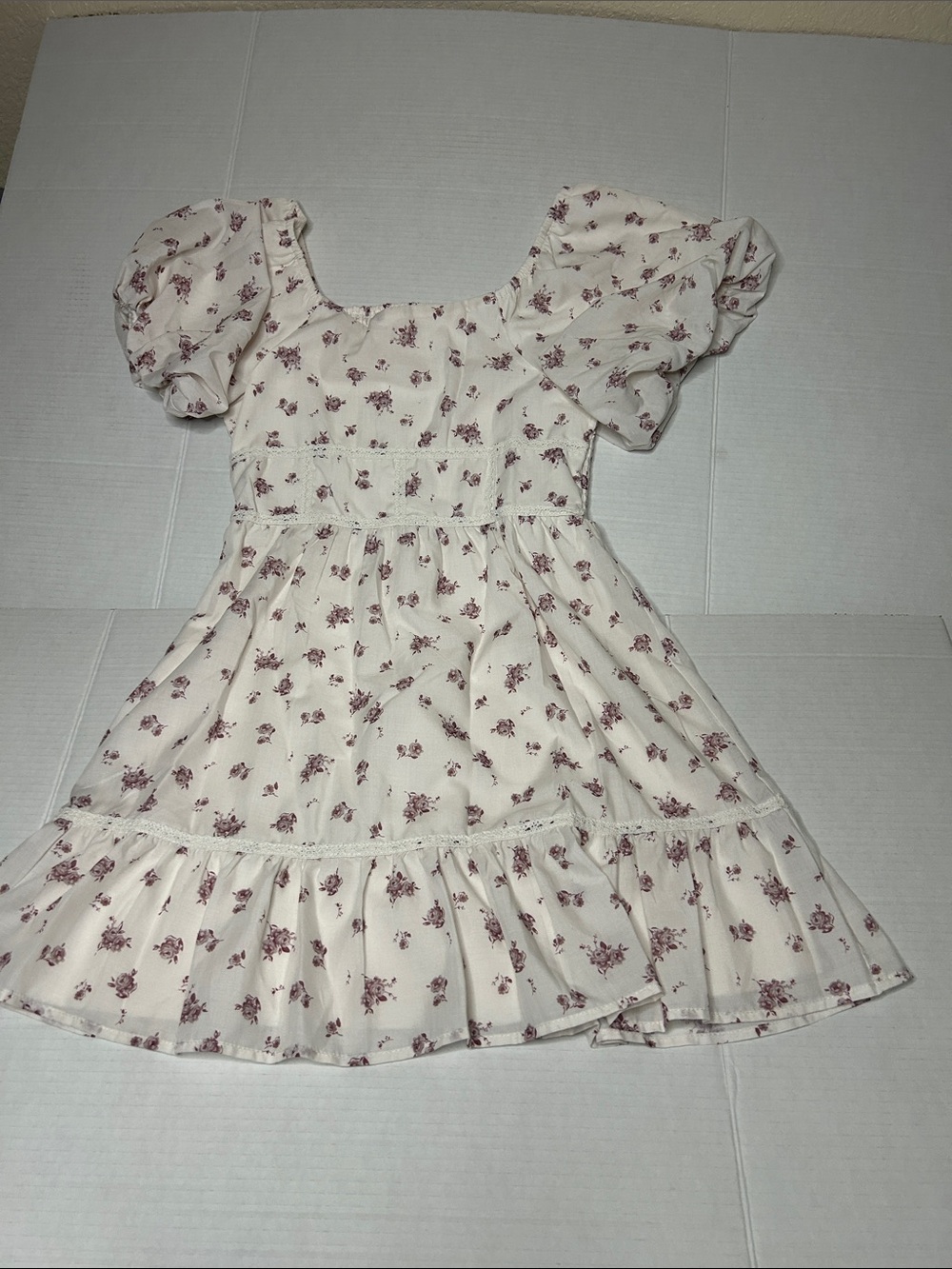 Hello Frank XL(14) Girls' Floral Puff-Sleeve Dress - Cream with Pink Rose Print
